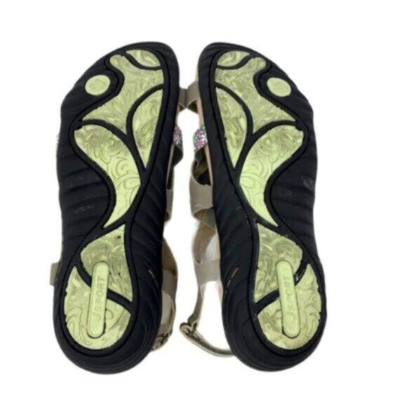 JSport | Tan with Flower Detail Velcro Closure Sandal Size 10 - Picture 10 of 12
